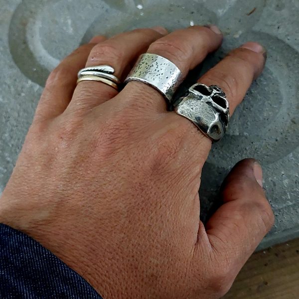 Anillo Calavera Rock