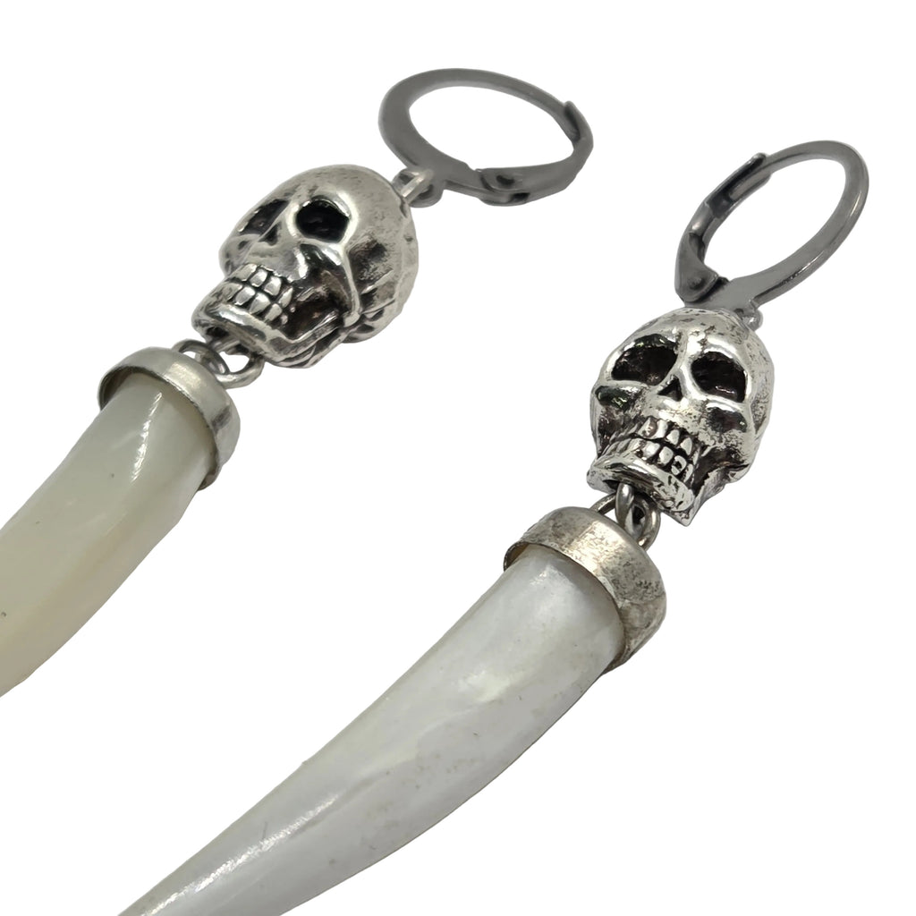 Earring Nacre Skull