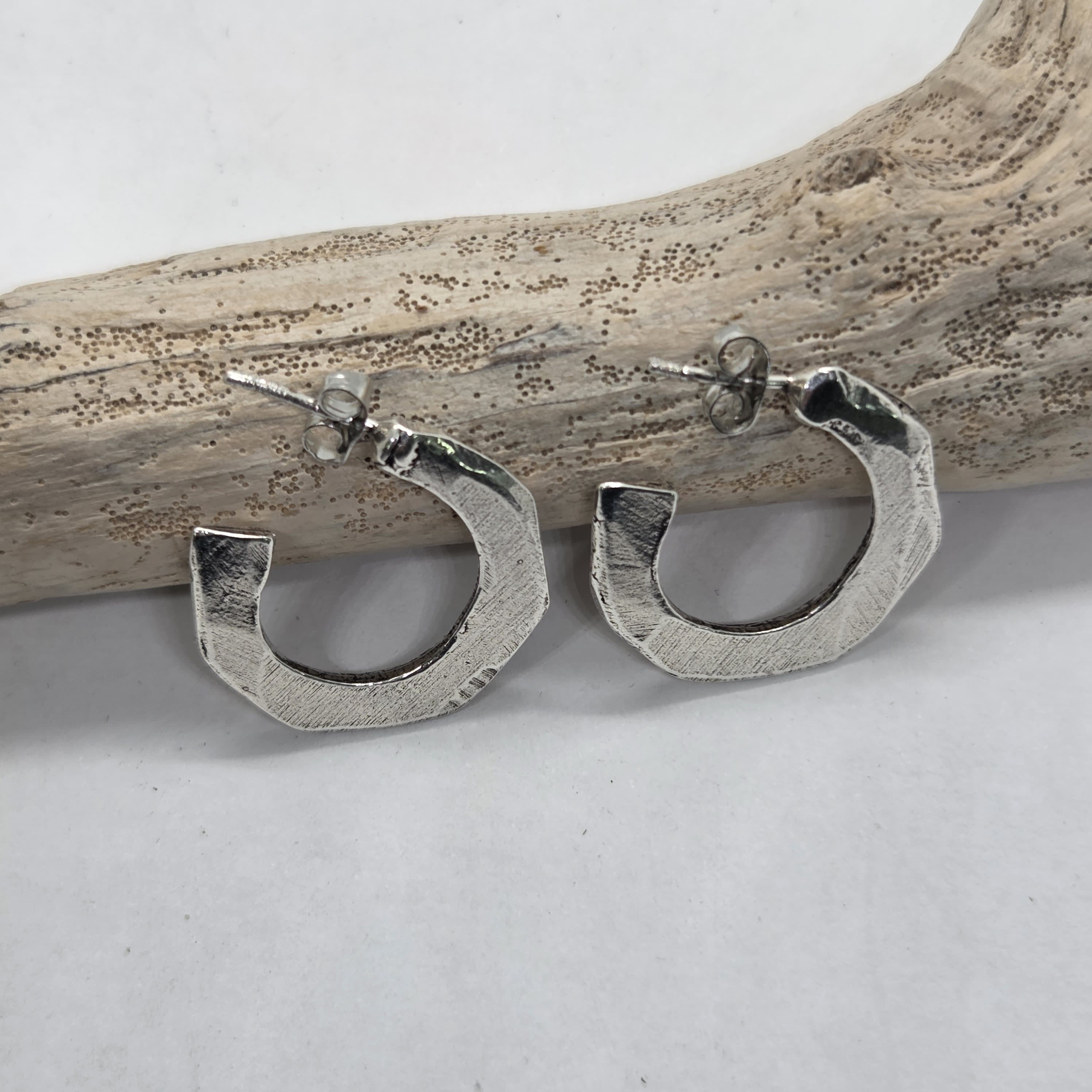 Earrings  Clarins
