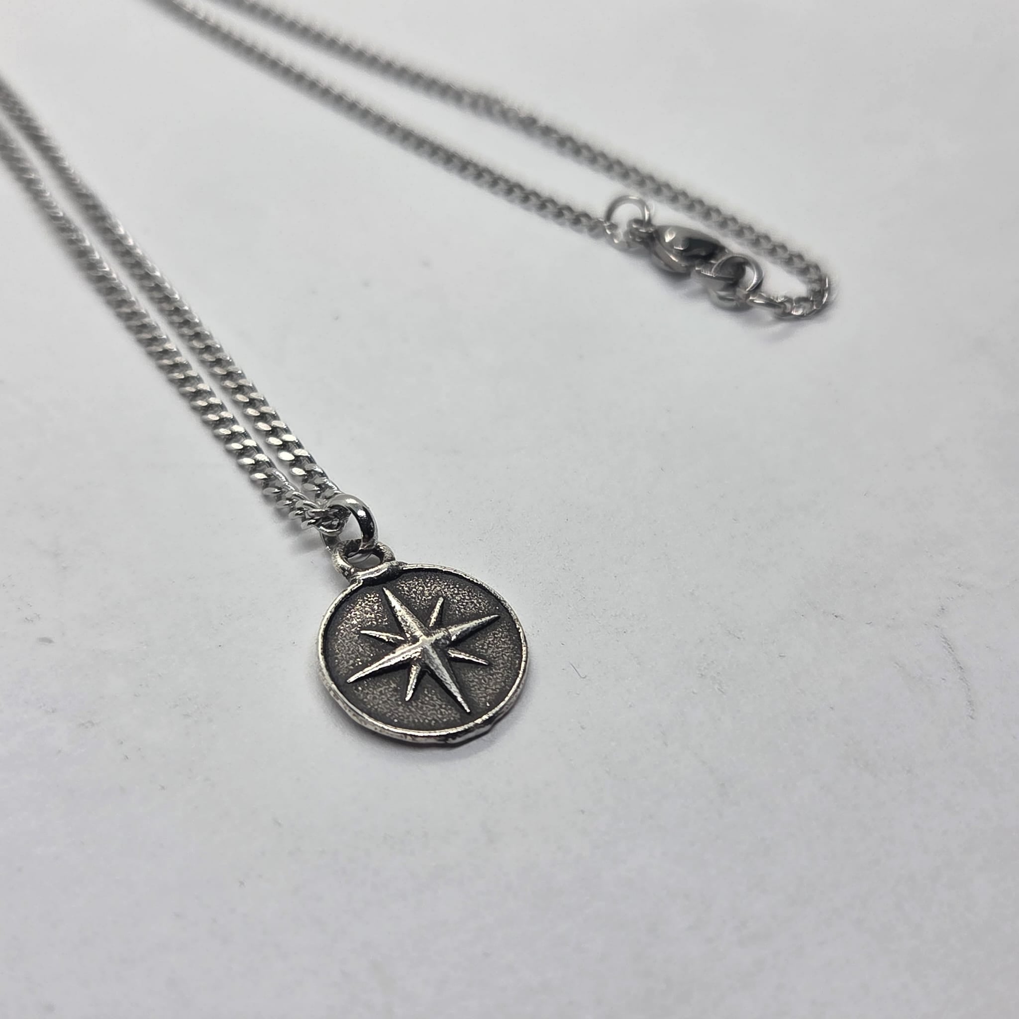 Necklece Compass