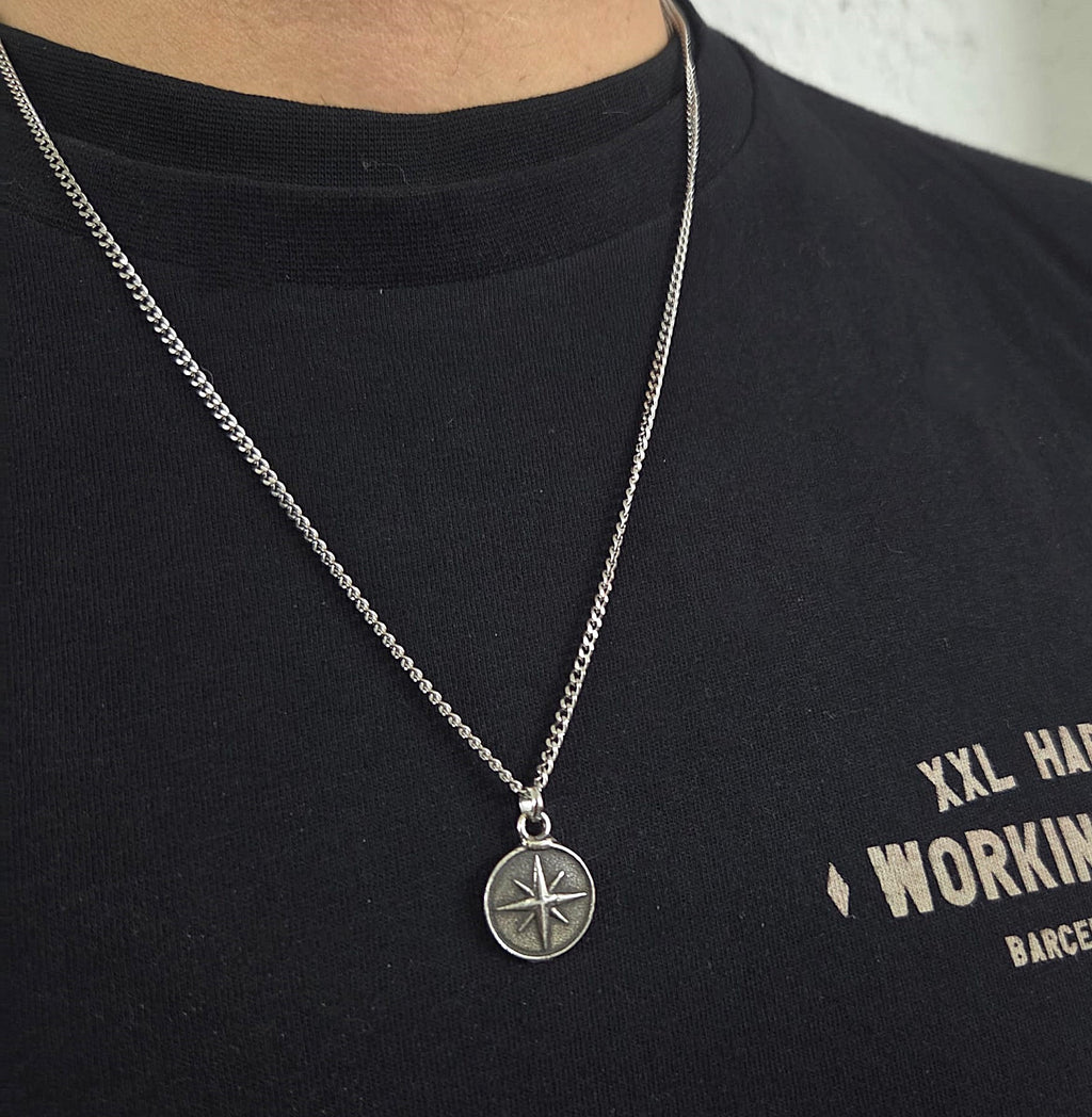 Necklece Compass