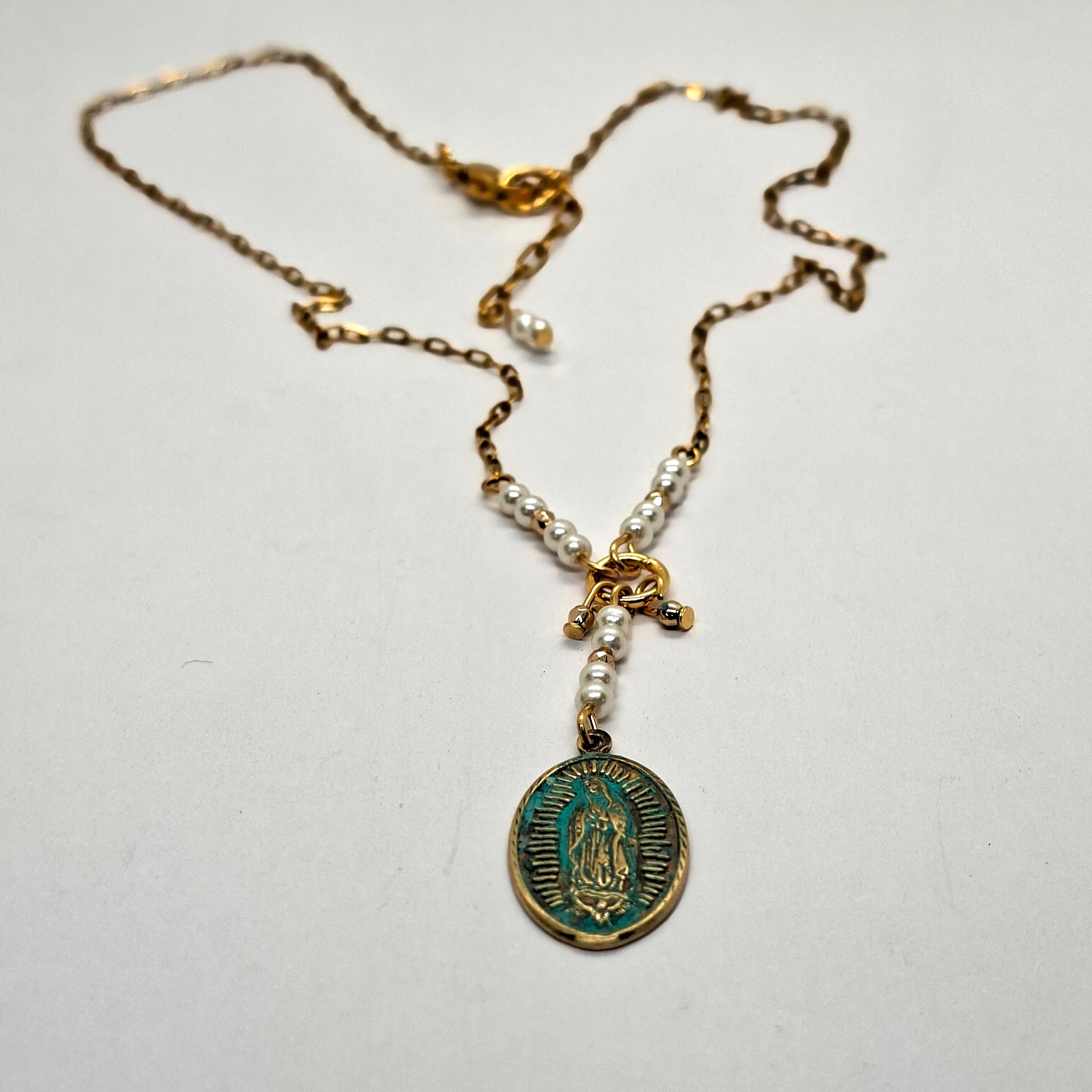 Neckleace Guadalupe