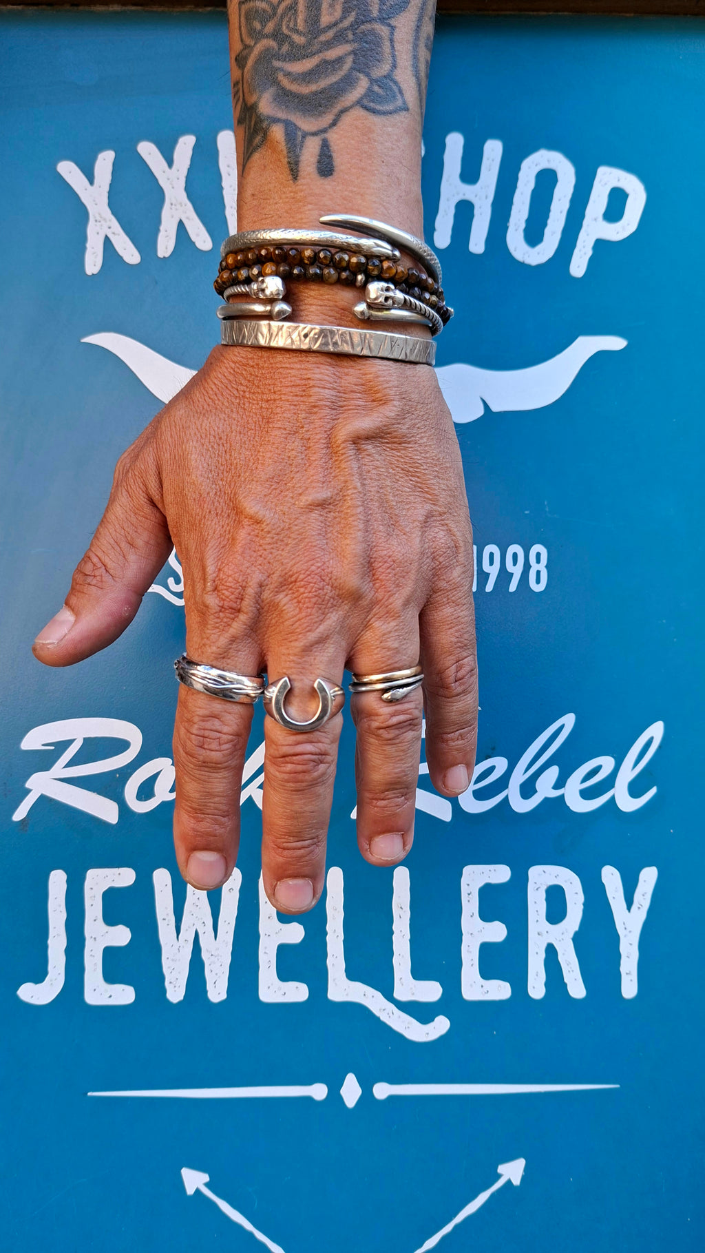 Live Ring