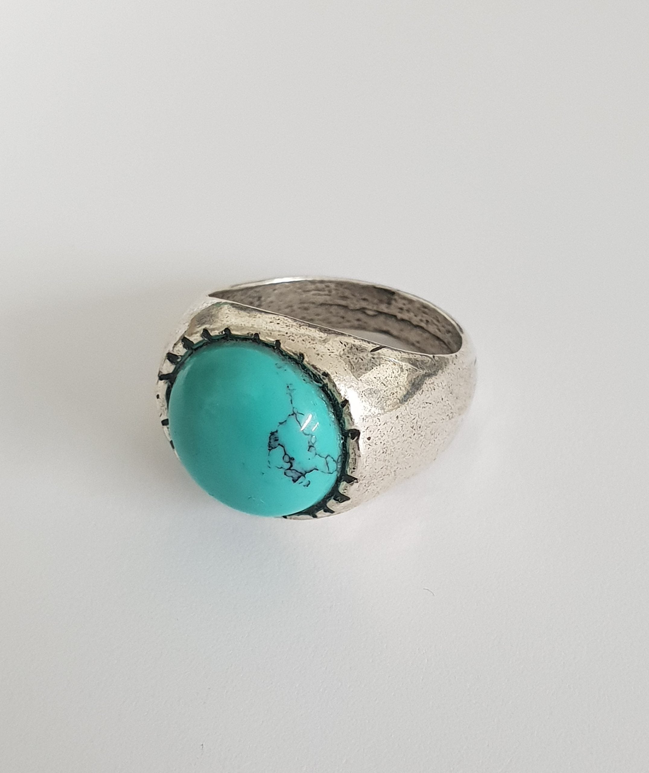 Ring Salinas