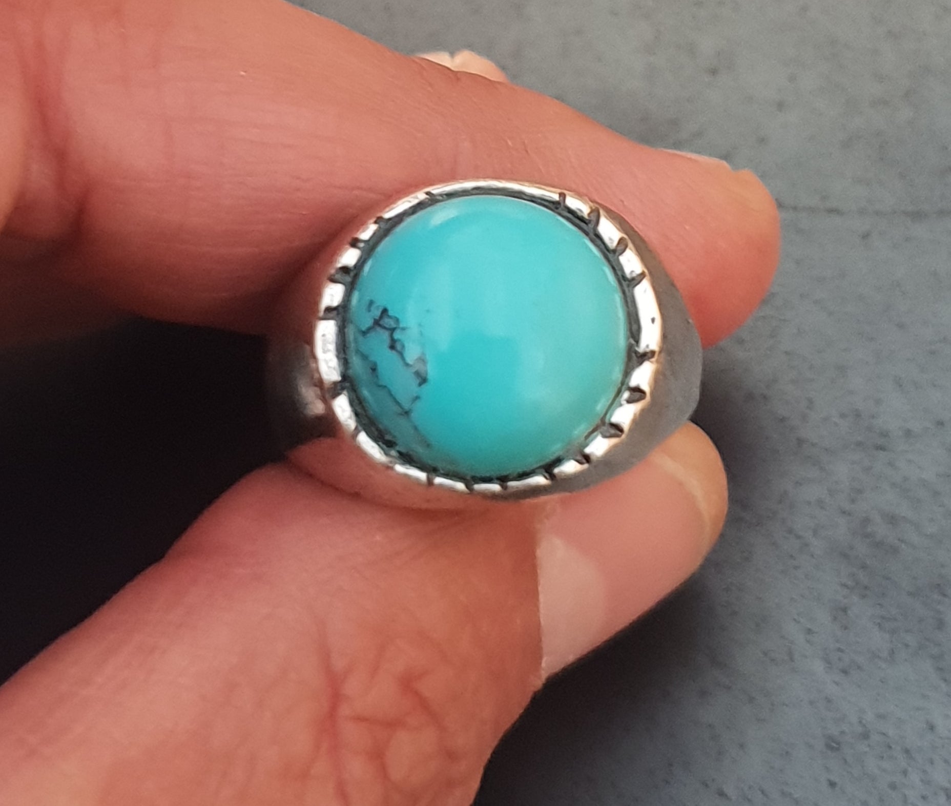 Ring Salinas