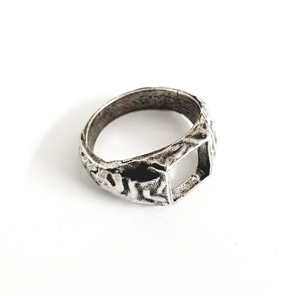 Ring Cubic