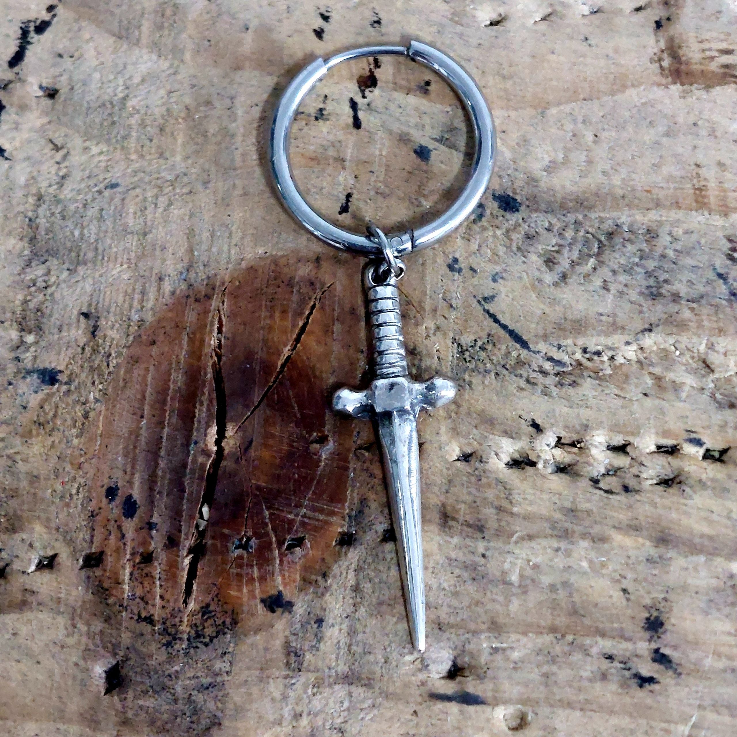 Earring Daga