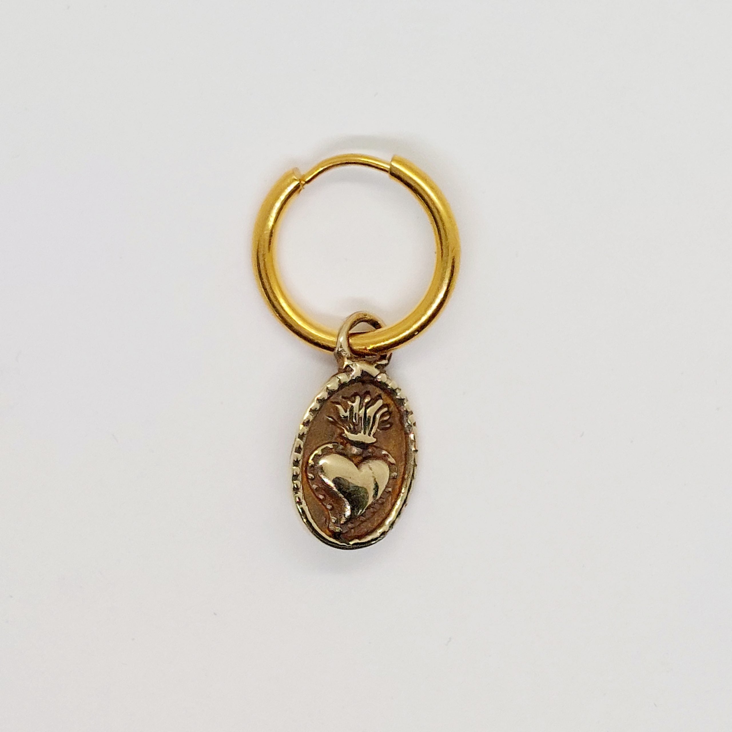 Earring Corazón Sagrado