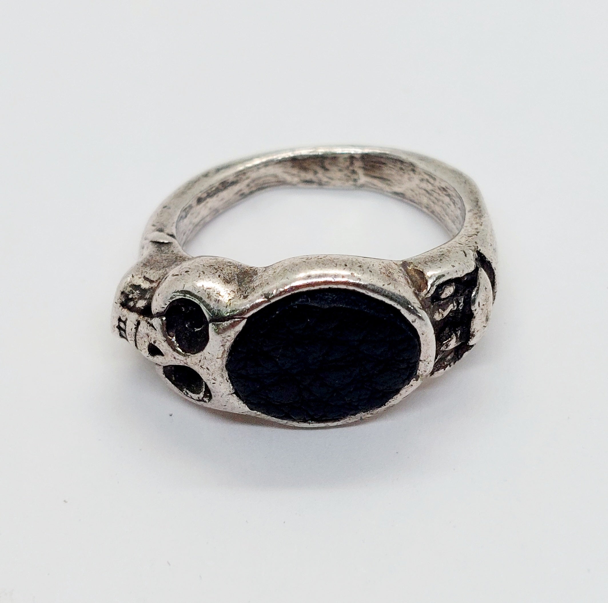 Ring Black Skull
