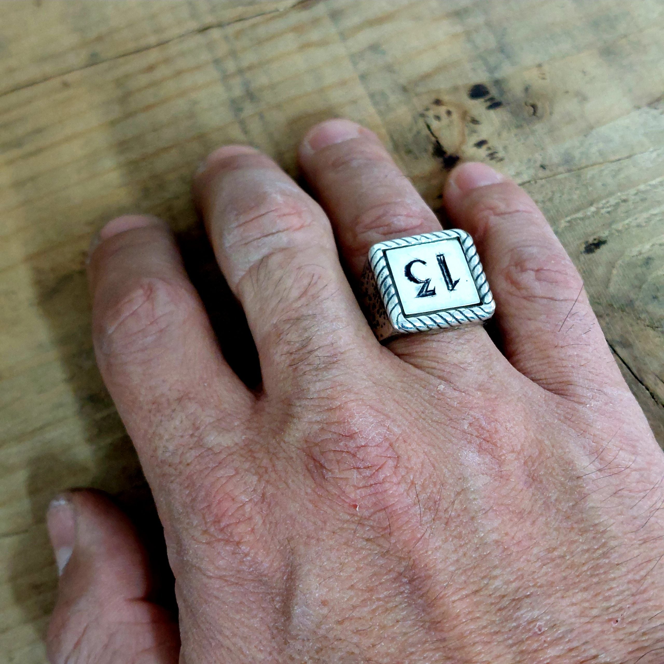 Sello "13" Silver