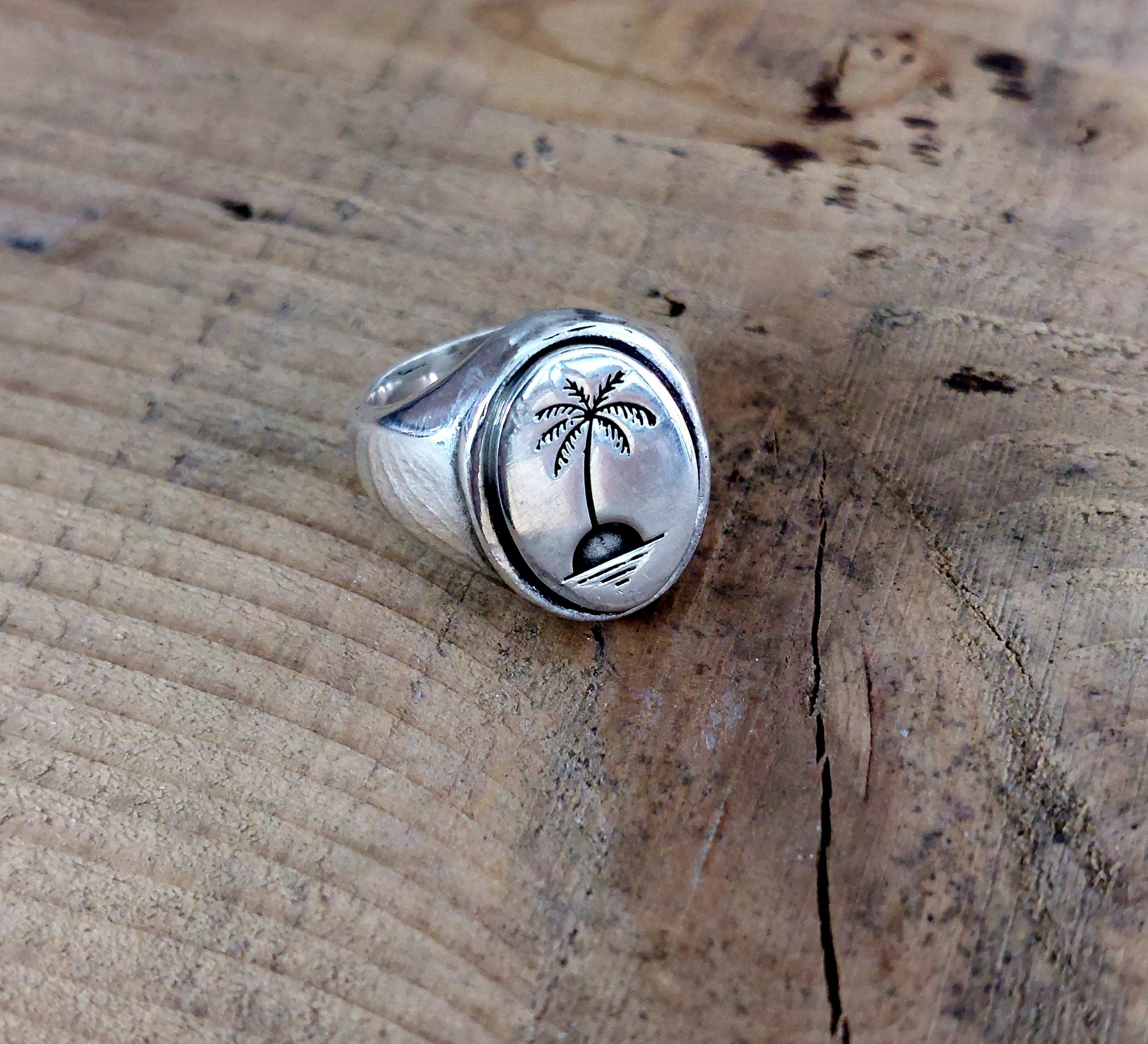 Ring Palm Silver