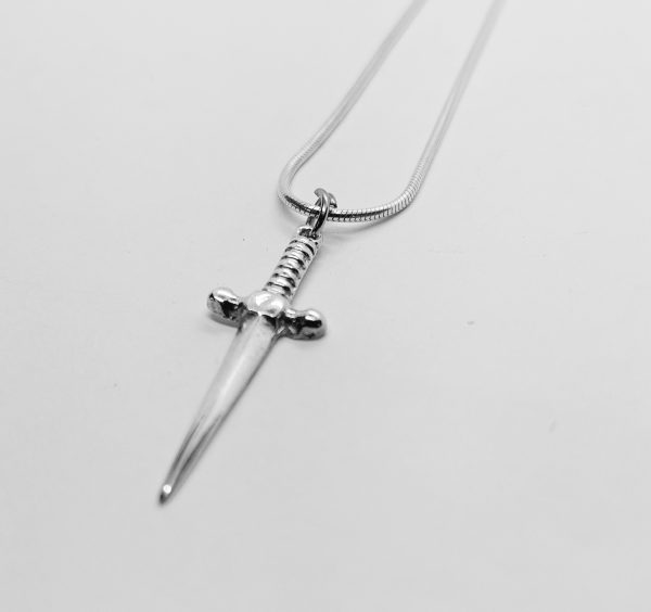 Pendant Daga Silver