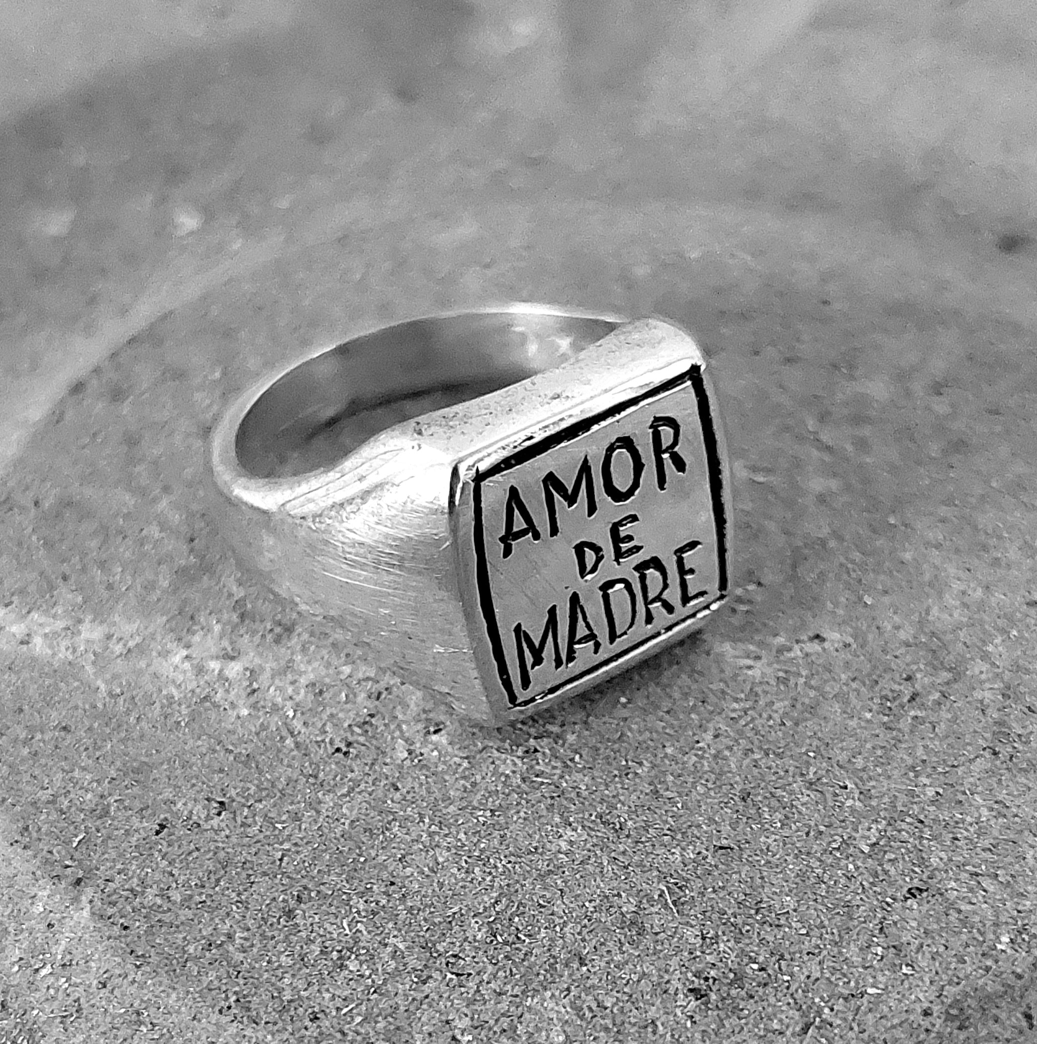 Ring Mom