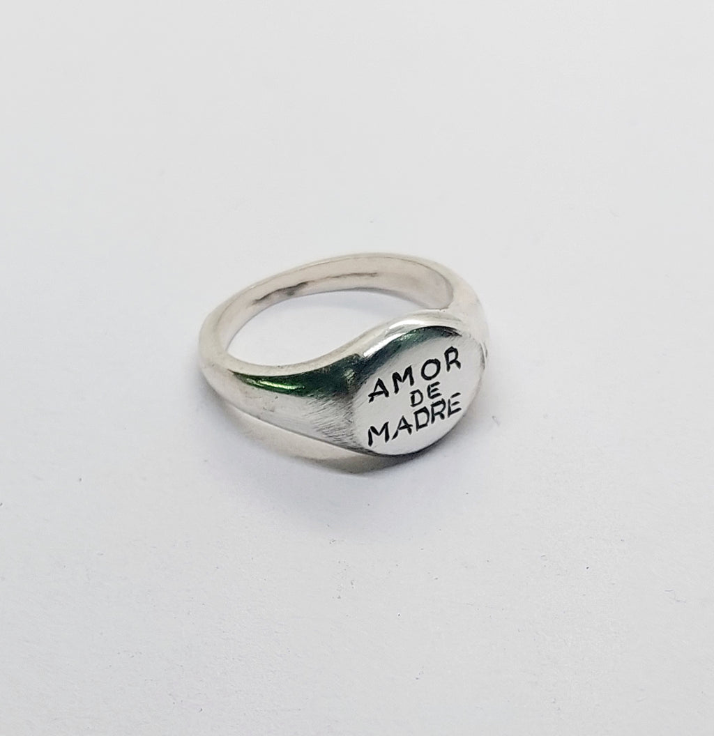 Ring Mom2