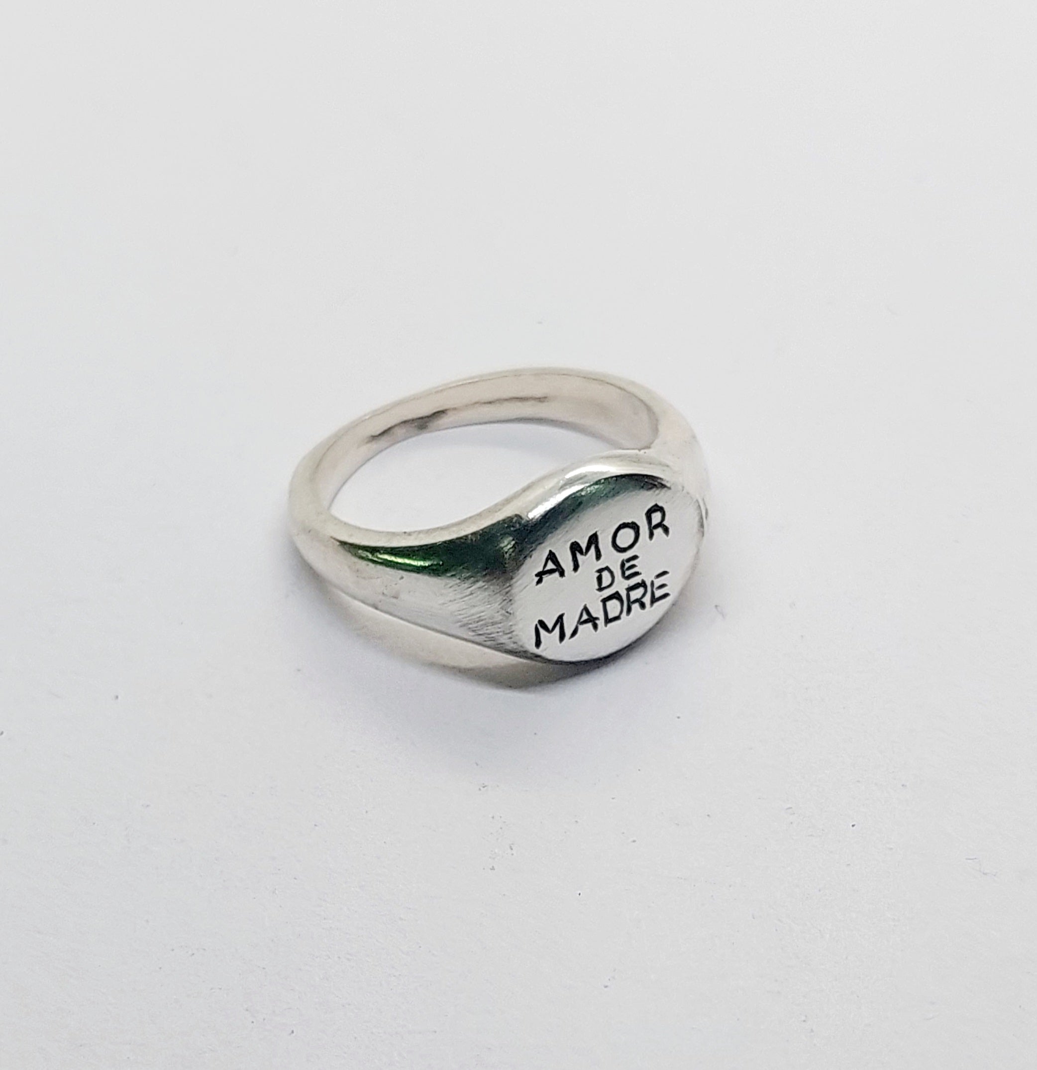 Ring Mom2