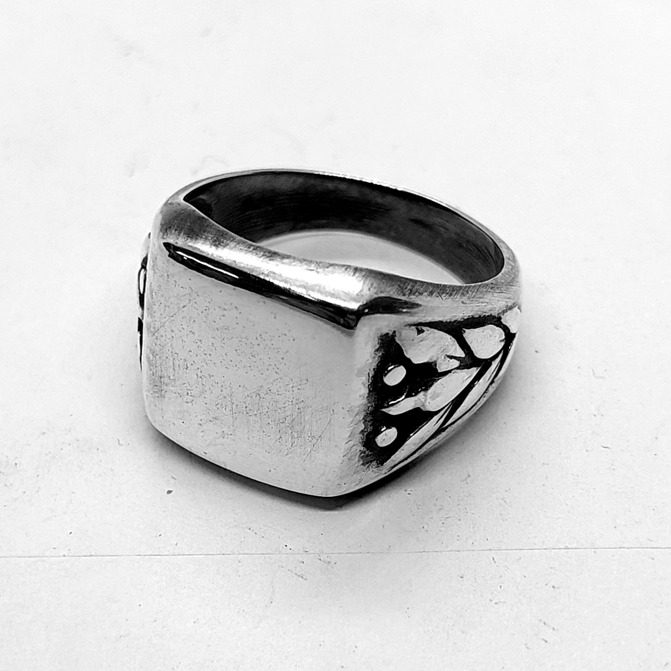 Ring Laurel Silver