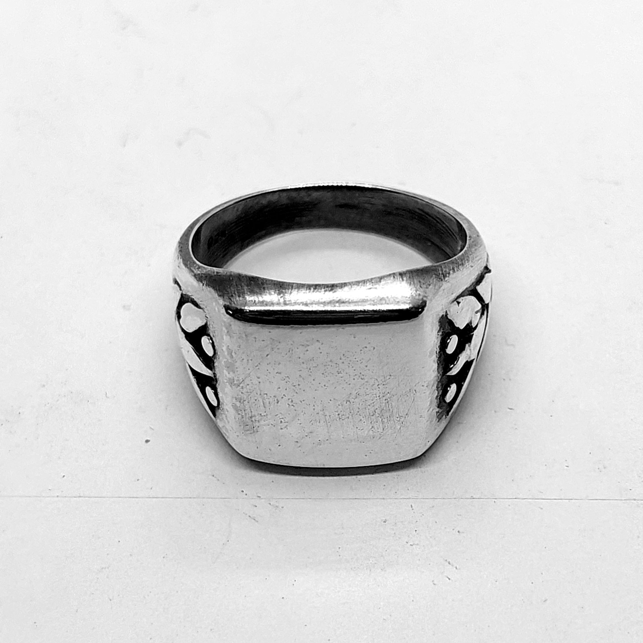 Ring Laurel Silver