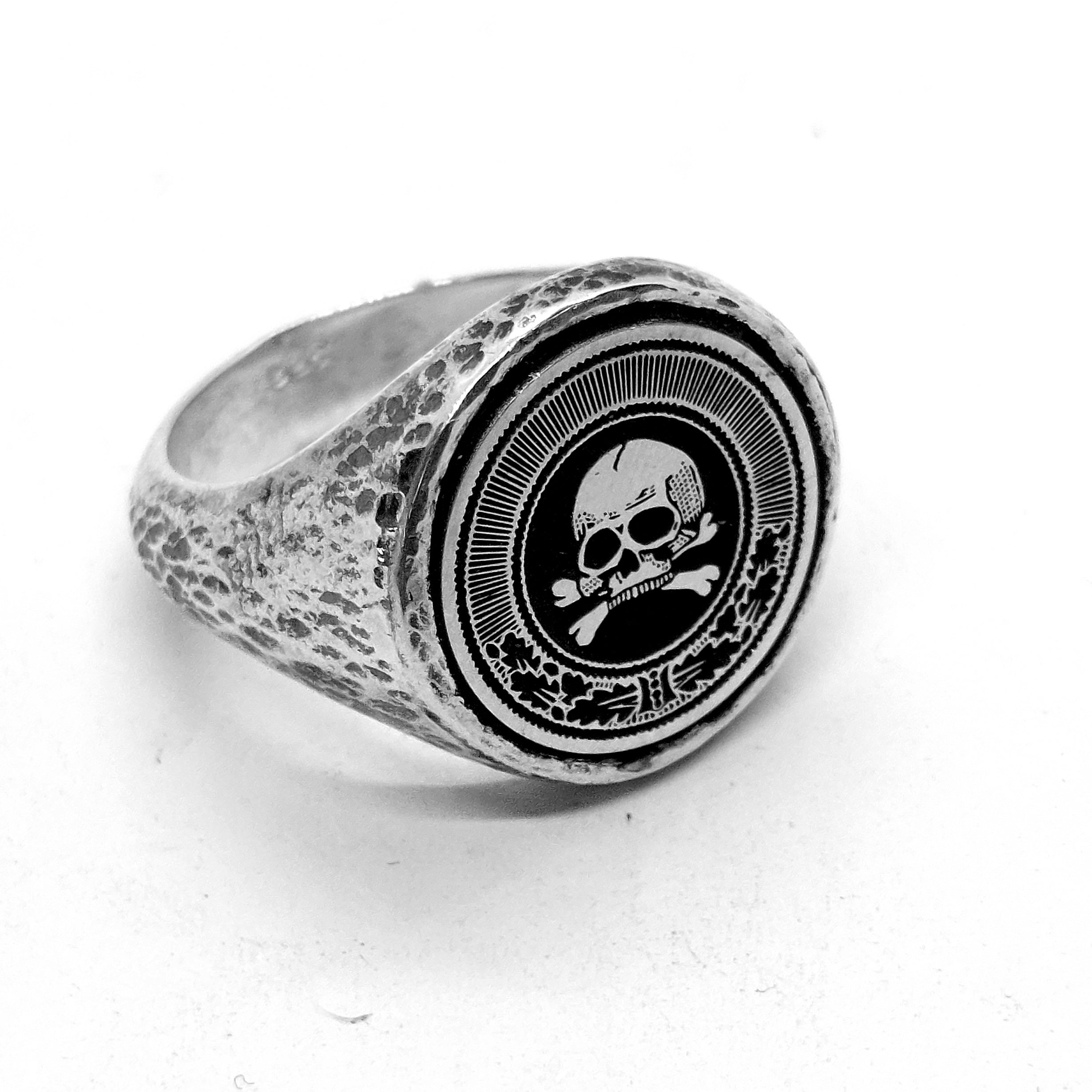 Ring Dark Silver