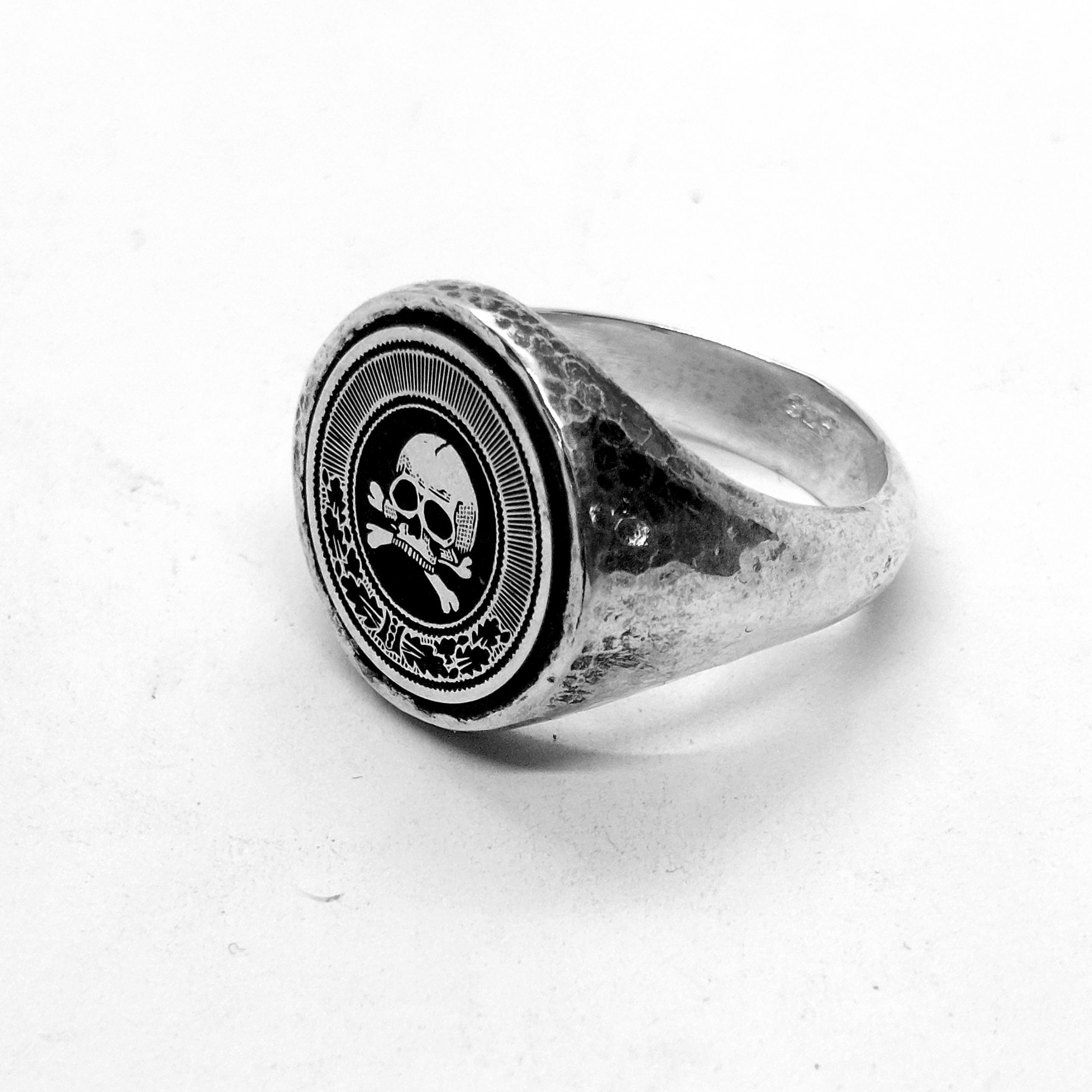 Ring Dark Silver
