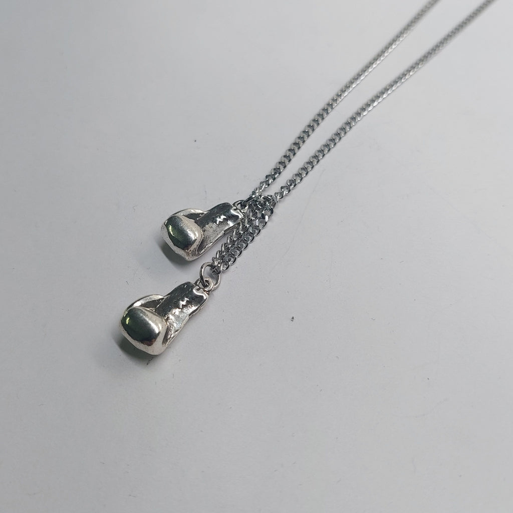 Necklace Boxer