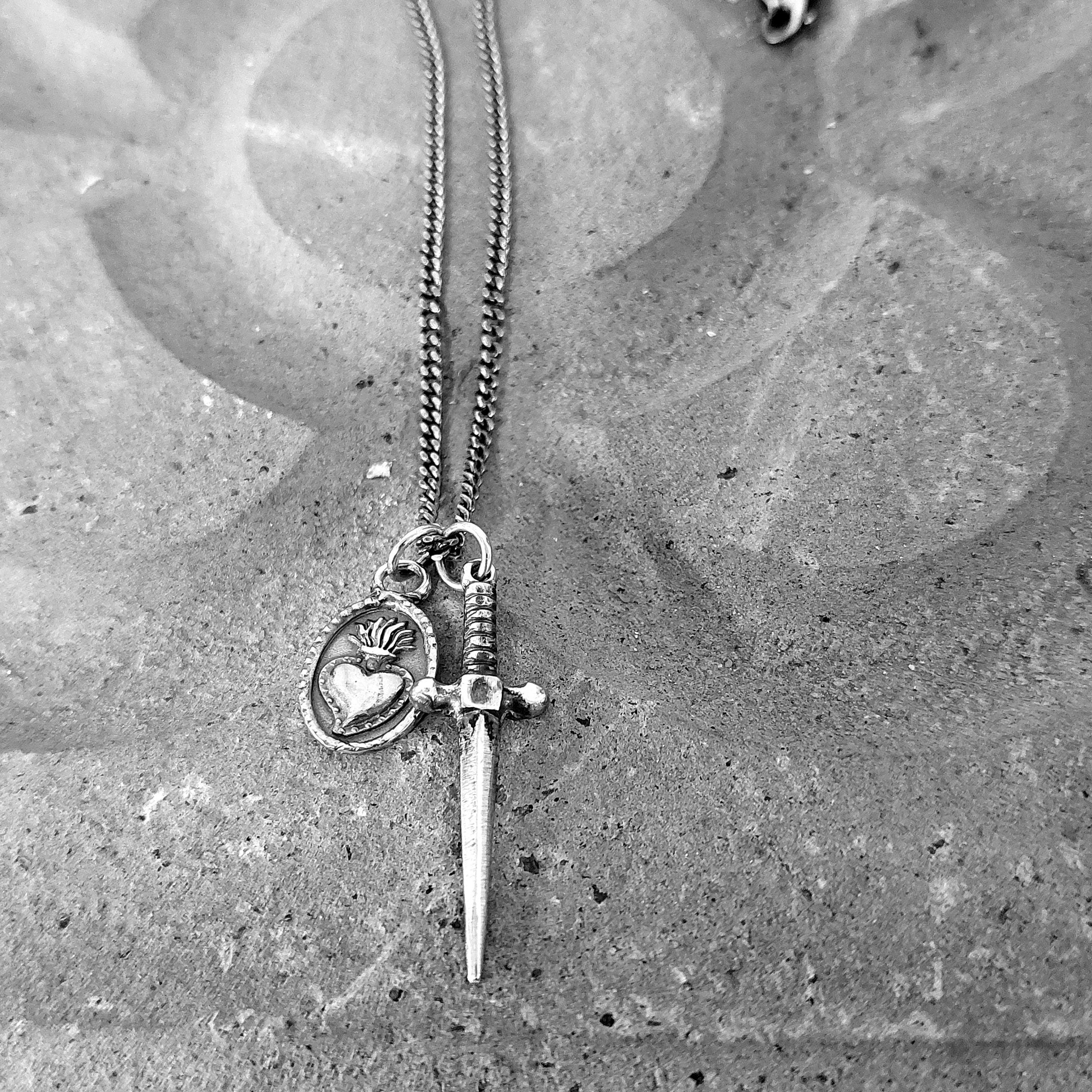 Necklace Love Hurts