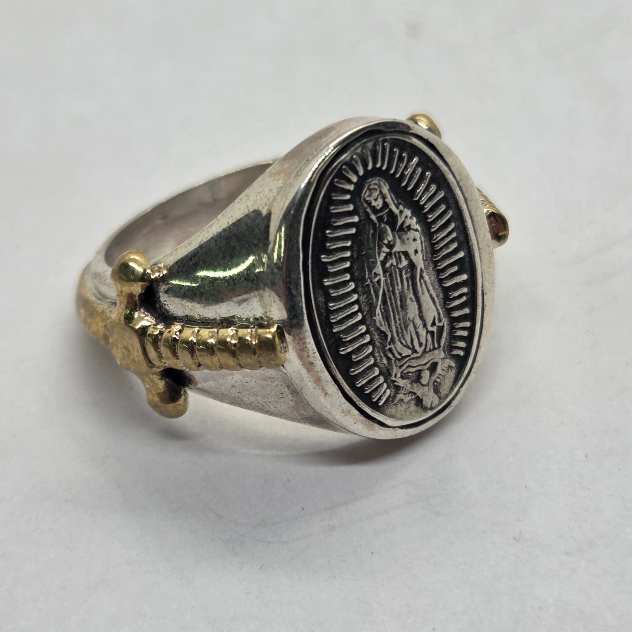 Ring Guadalupe