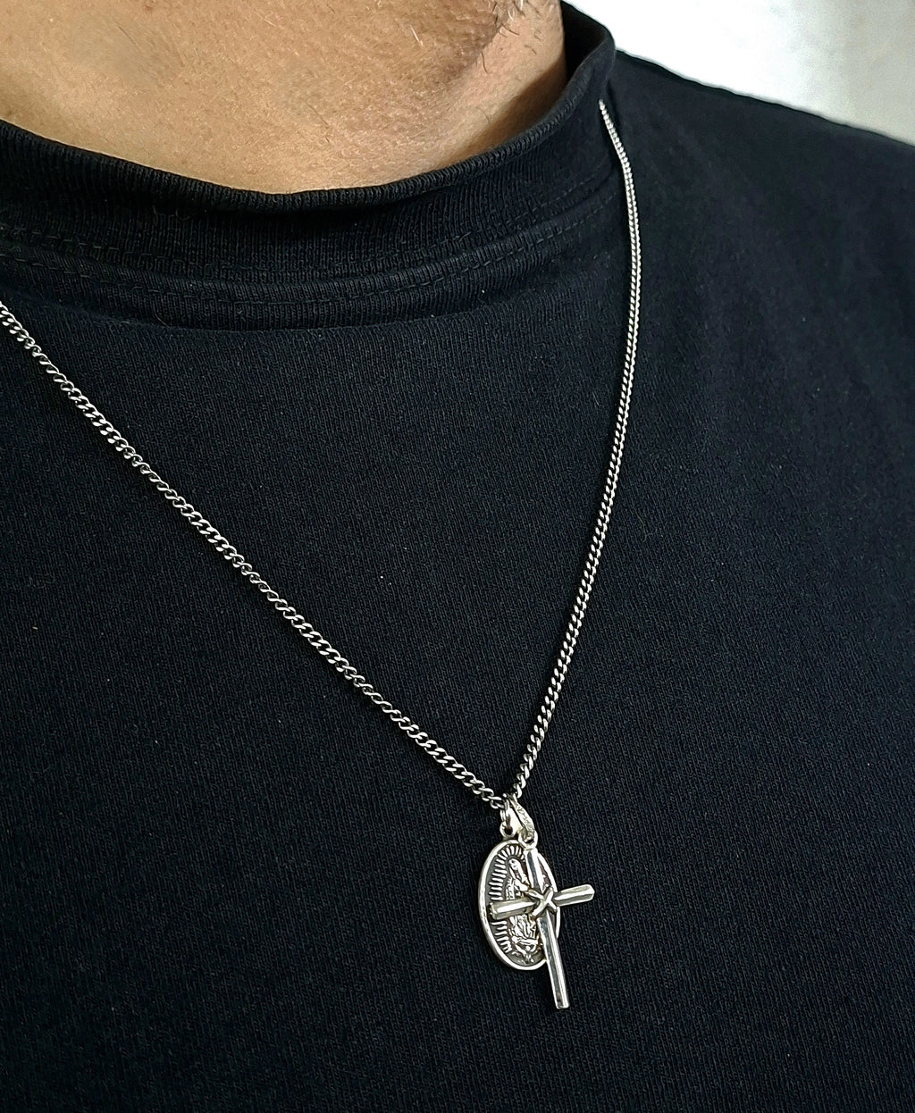 Halskette Virgen de Guadalupe