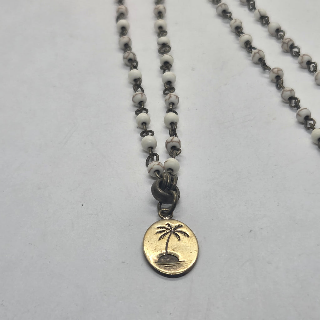 Necklace Palm